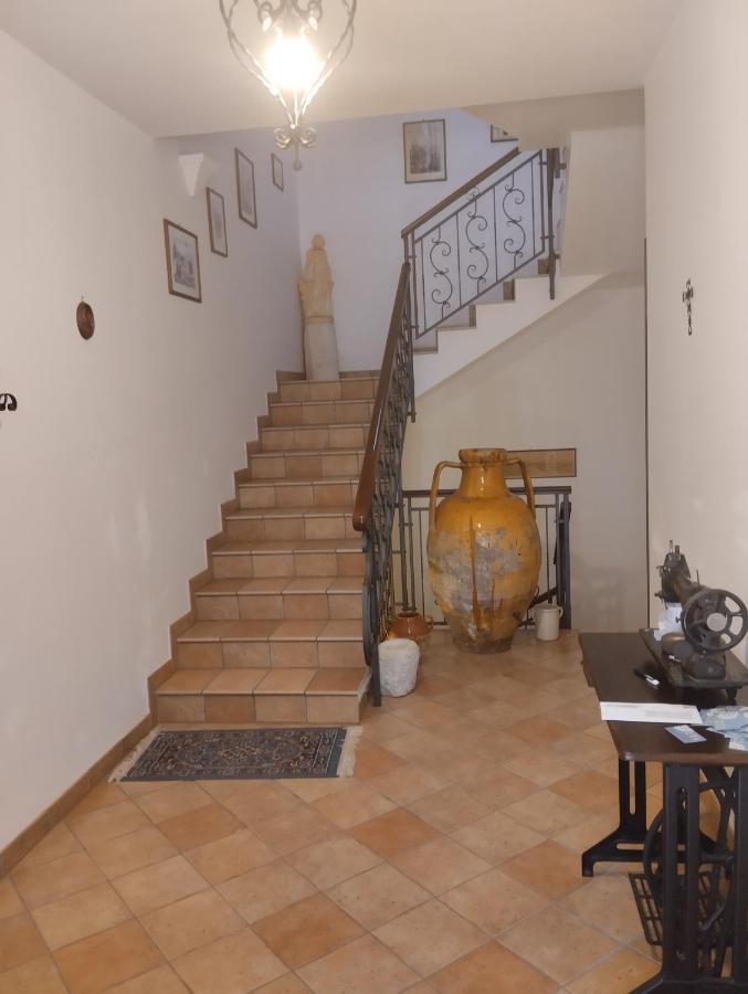 Favolosa Casa Con Terrazza, Idromassaggio, Cortile E Garage Auto Carovigno Luaran gambar