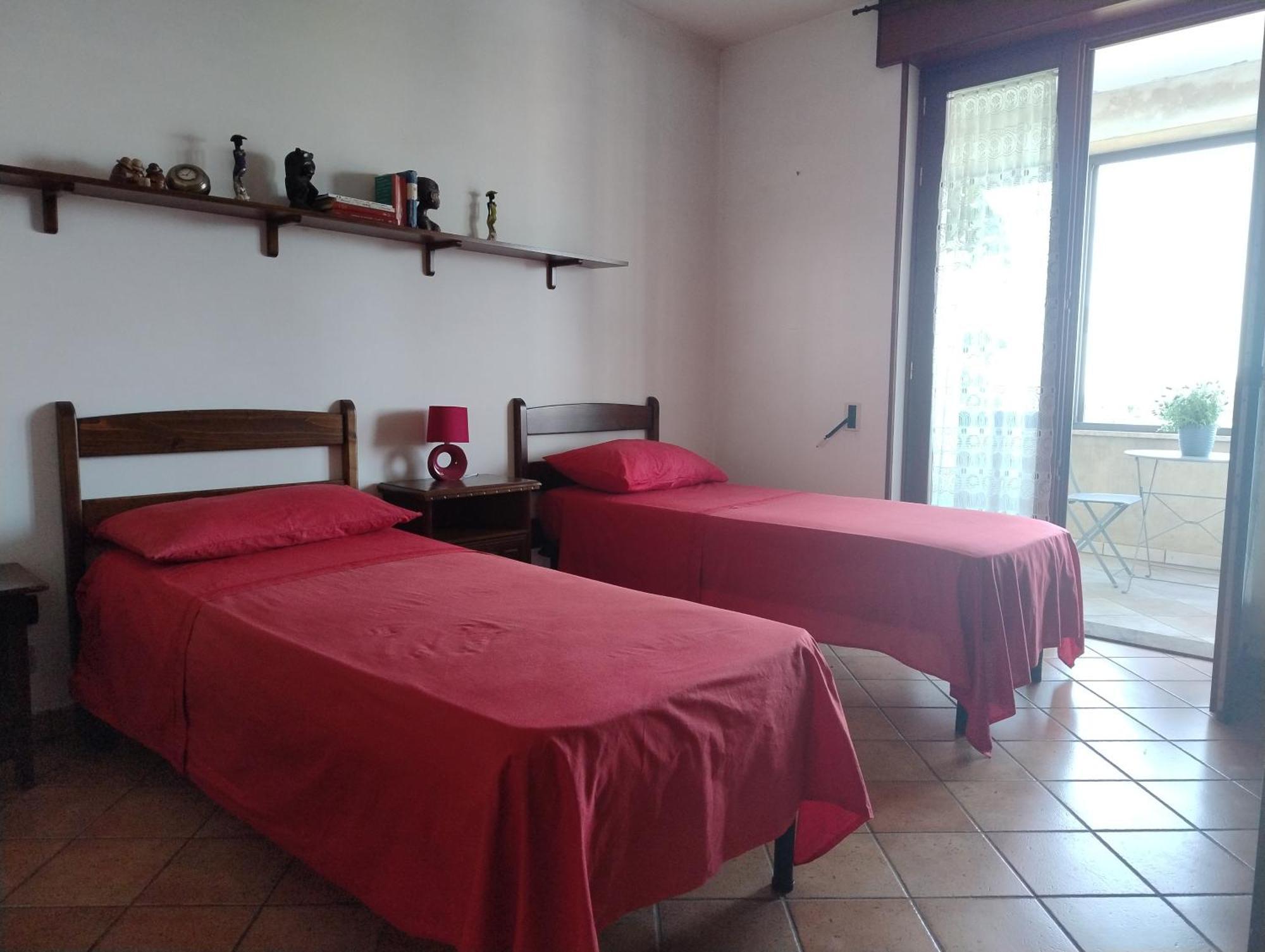 Favolosa Casa Con Terrazza, Idromassaggio, Cortile E Garage Auto Carovigno Luaran gambar